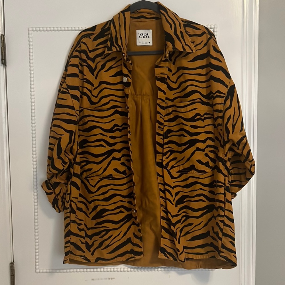 camel and black tiger, striped denim oversized Shacket